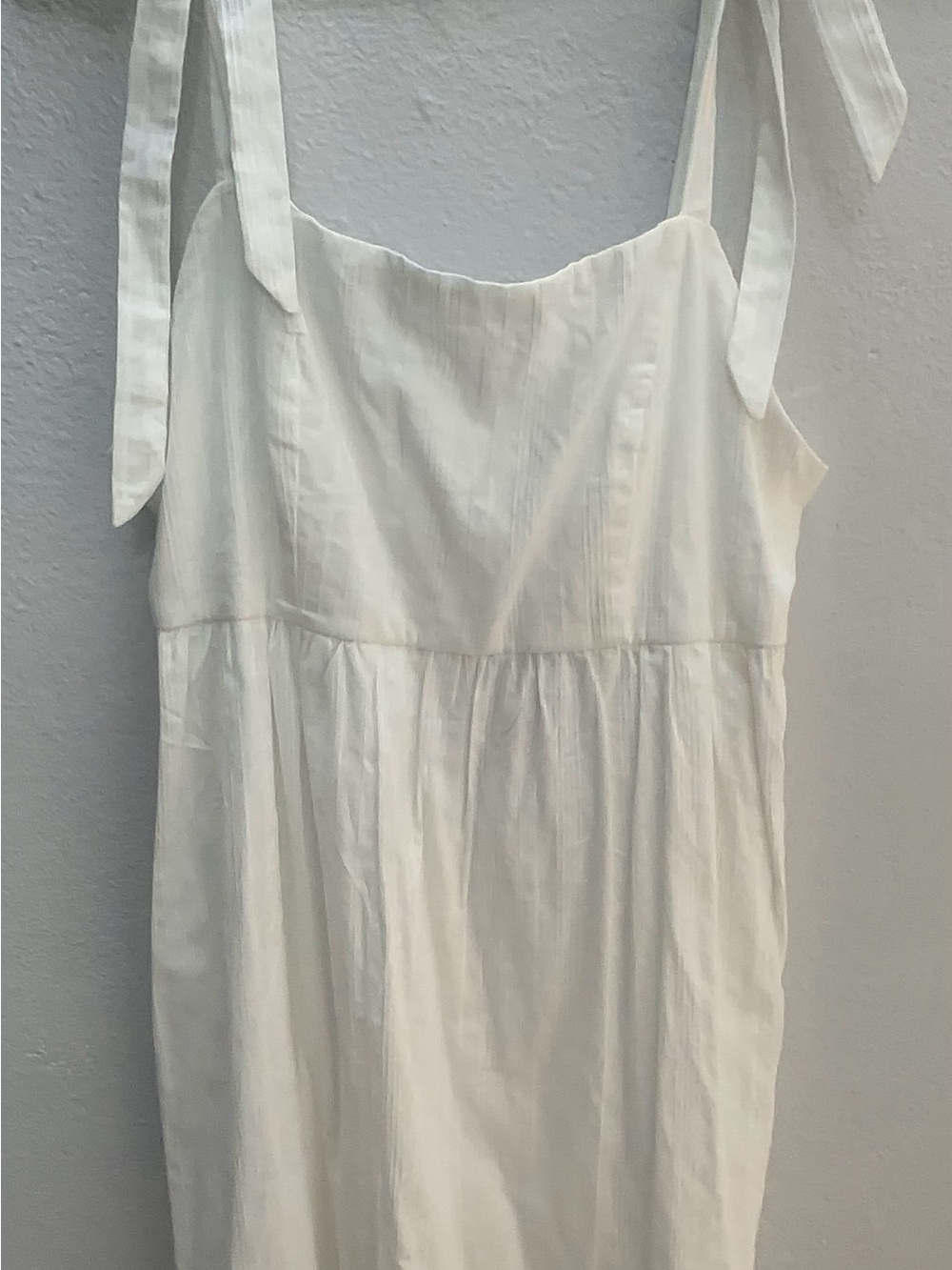dee elle White Tie-Shoulder Sundress Camisole